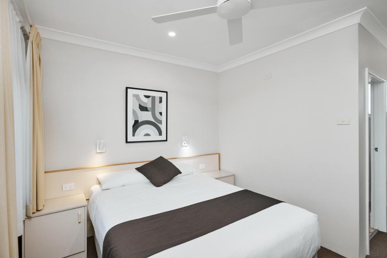 Wingham Motel Экстерьер фото